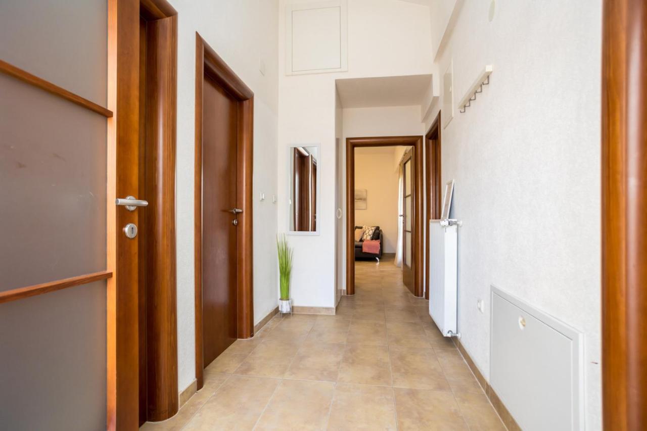 Apartmani Beba Omisalj Exterior photo